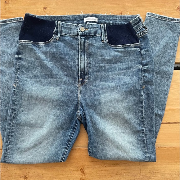 Good American Maternity Jeans - Picture 5 of 6